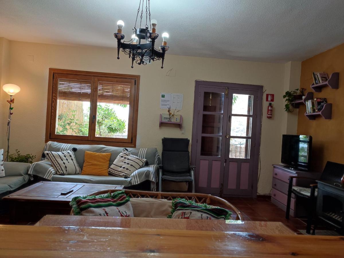 Casa Alpujarrena Fina Numero 27 布比翁 外观 照片