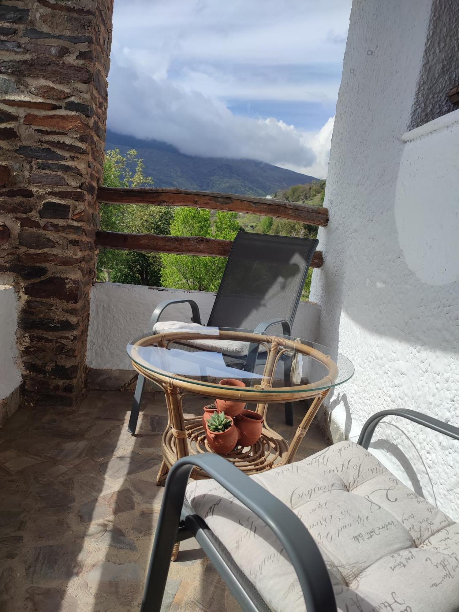Casa Alpujarrena Fina Numero 27 布比翁 外观 照片